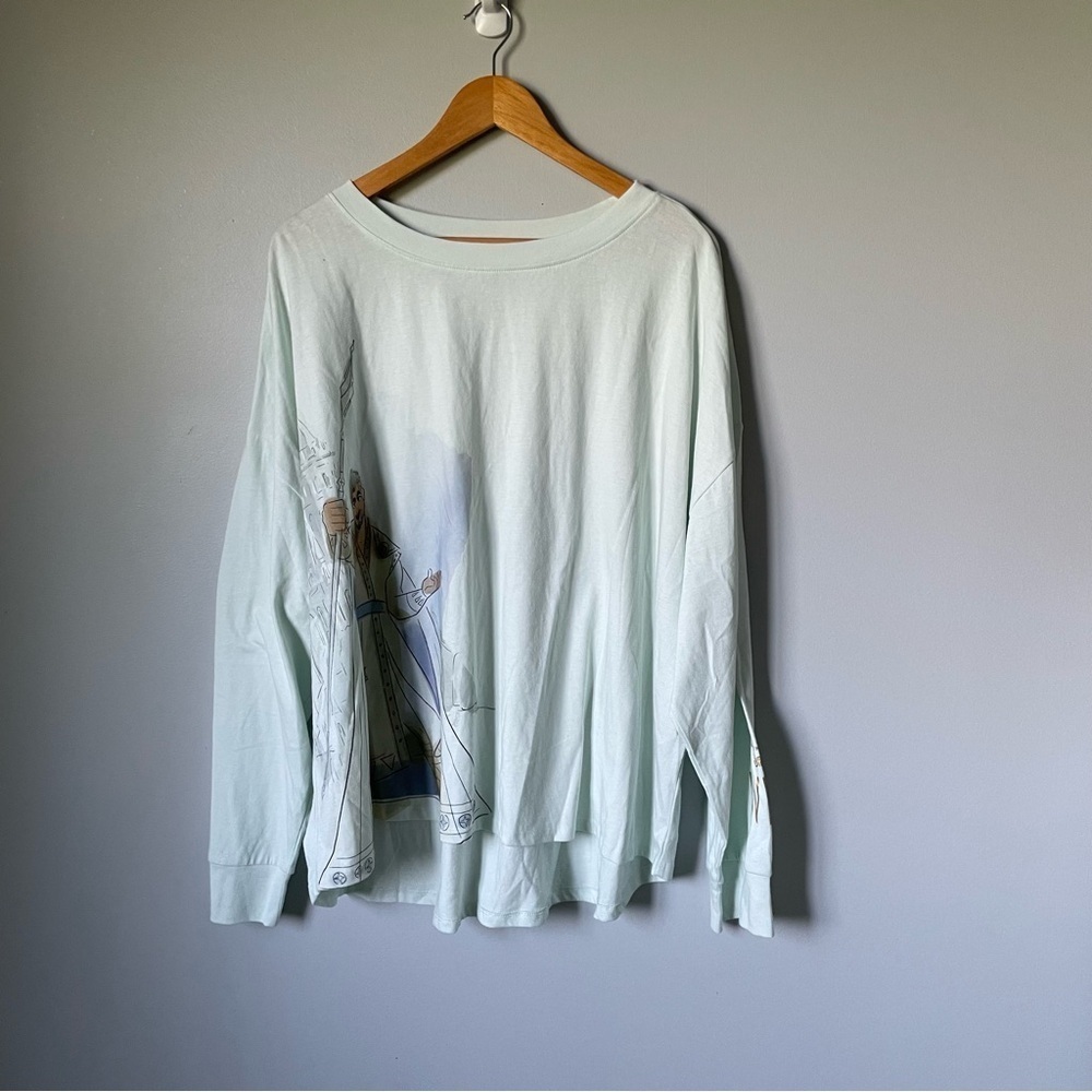 Disney WISH Graphic King Magnifico Long Sleeve Top Size XL